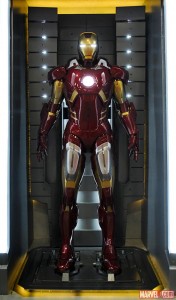 Iron_Man_Armor_MK_VII_(Earth-199999)_001