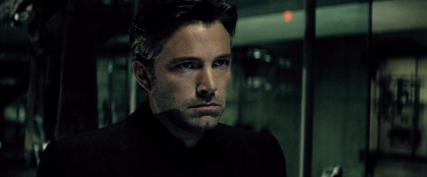 batman-v-superman-trailer-screengrab-12-600x249