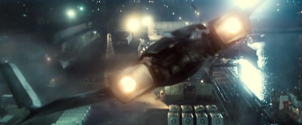 batman-v-superman-trailer-screengrab-18-600x249