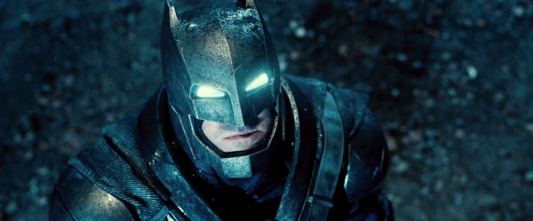 batman-v-superman-trailer-screengrab-28-600x249